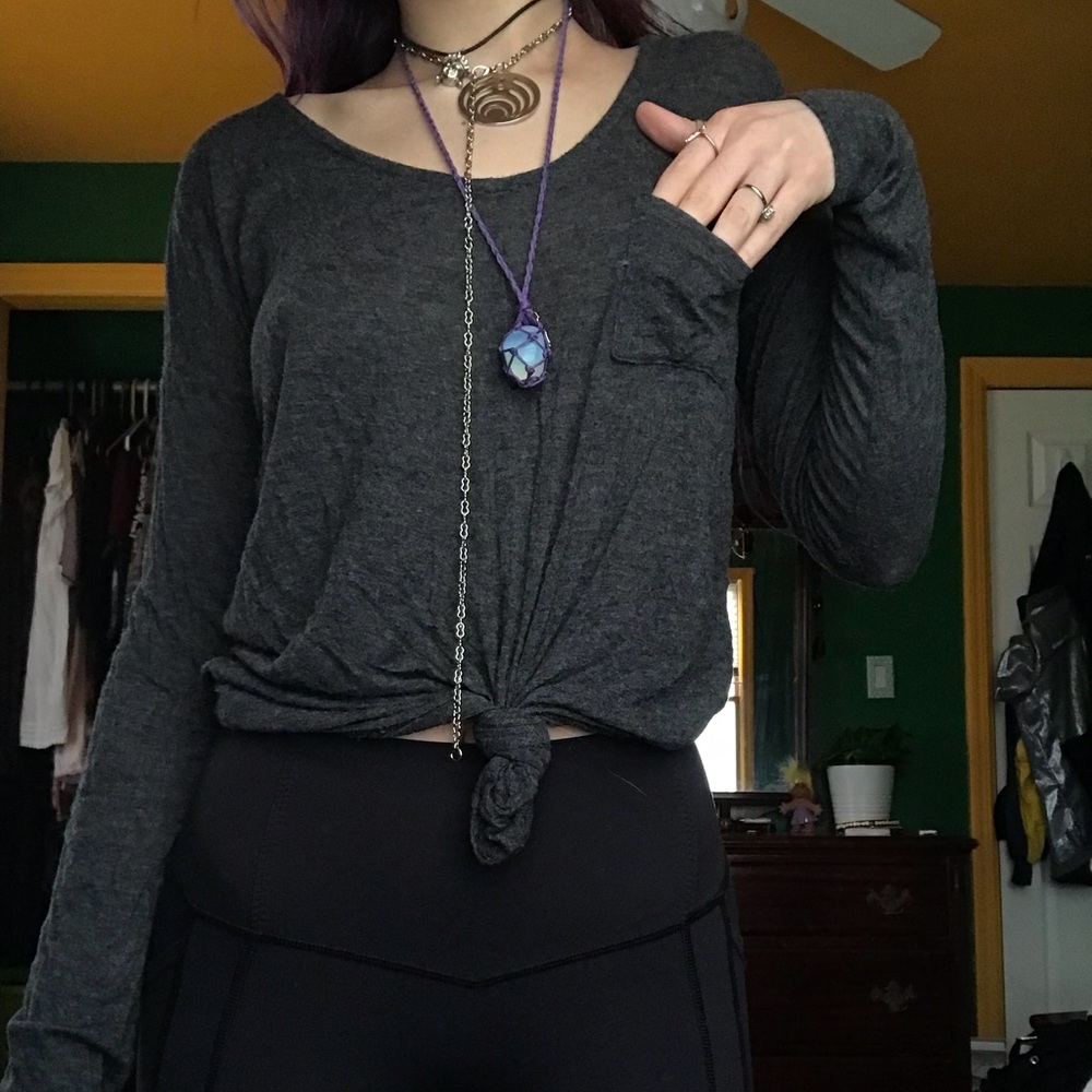 Tied pocket tee